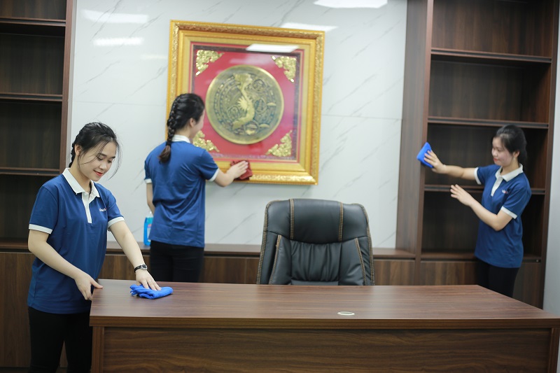 Dịch vụ vệ sinh thiết bị văn phòng uy tín tại Hà Nội