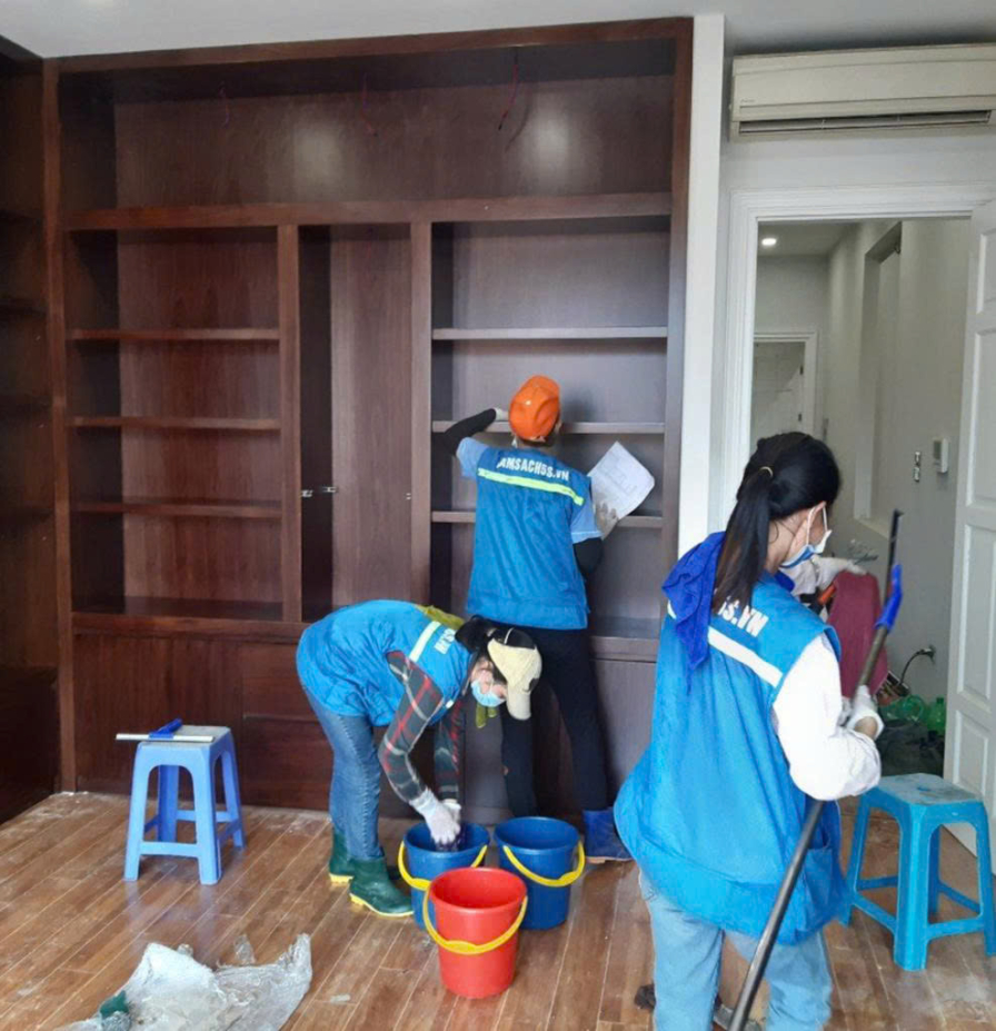 Giới thiệu về dịch vụ vệ sinh công nghiệp của Lamsach5s